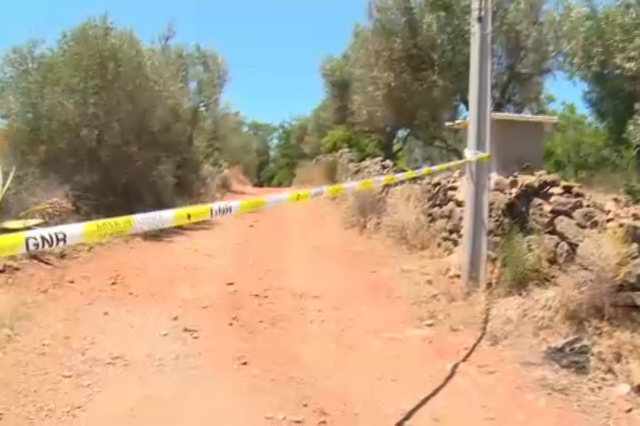 Mulher encontrada carbonizada dentro de autocaravana em Silves