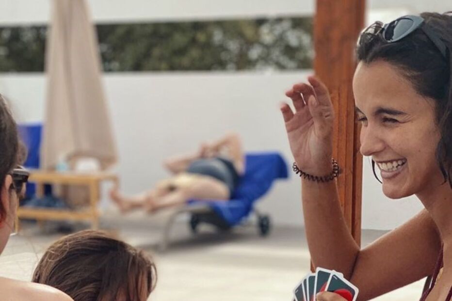 Sara Matos e Maria, filha de Pedro Teixeira e Cláudia Vieira