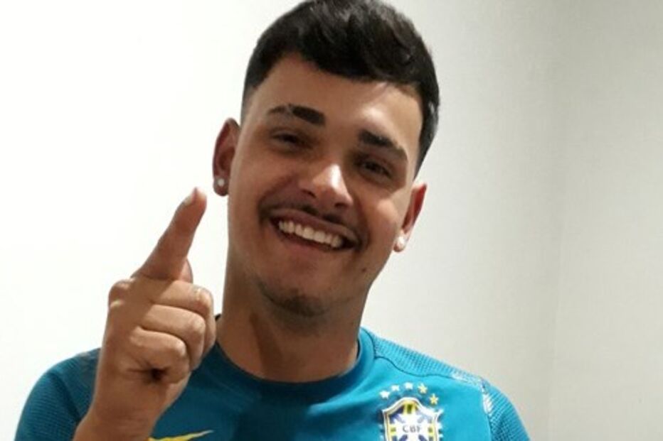 Jovem de 22 anos morto com dois tiros no peito dentro de casa em Alfama