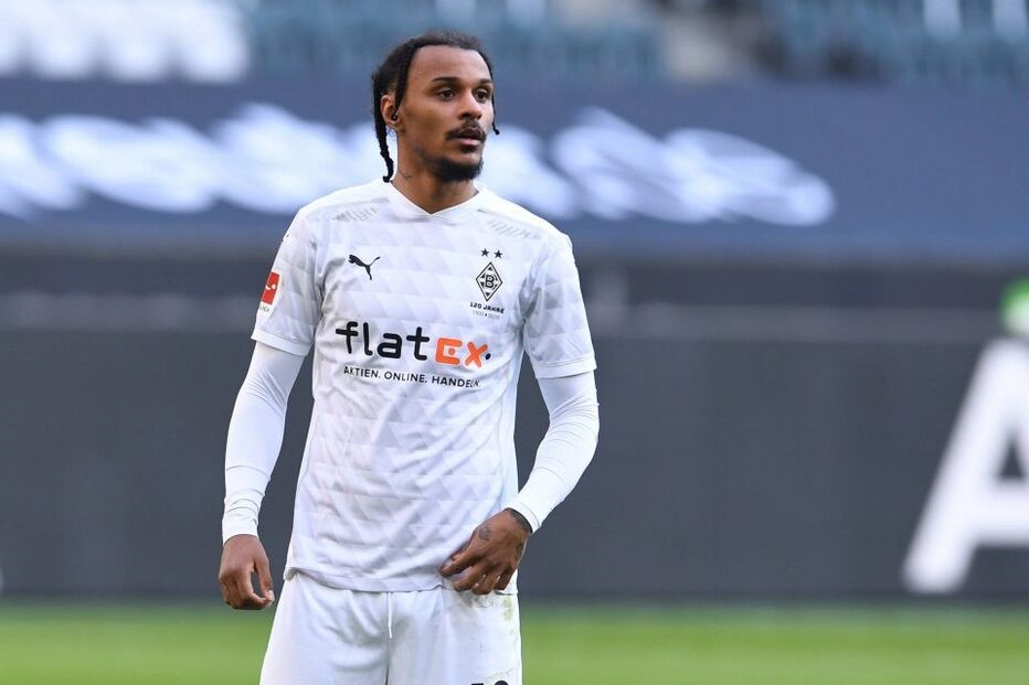 Valentino Lázaro tem 25 anos