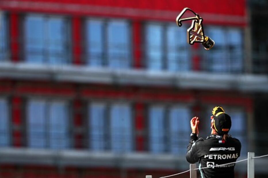 Hamilton vence em Silverstone e aproxima-se da liderança do Mundial de Fórmula 1