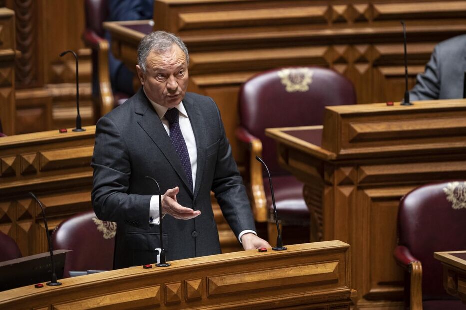 O deputado do PSD, Adão Silva