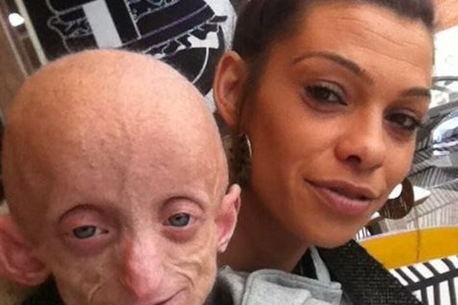 Ashanti Smith e a mãe Phoebe Louise Smith