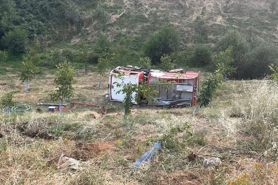 Dois bombeiros de Vinhais morrem em acidente a caminho do fogo	