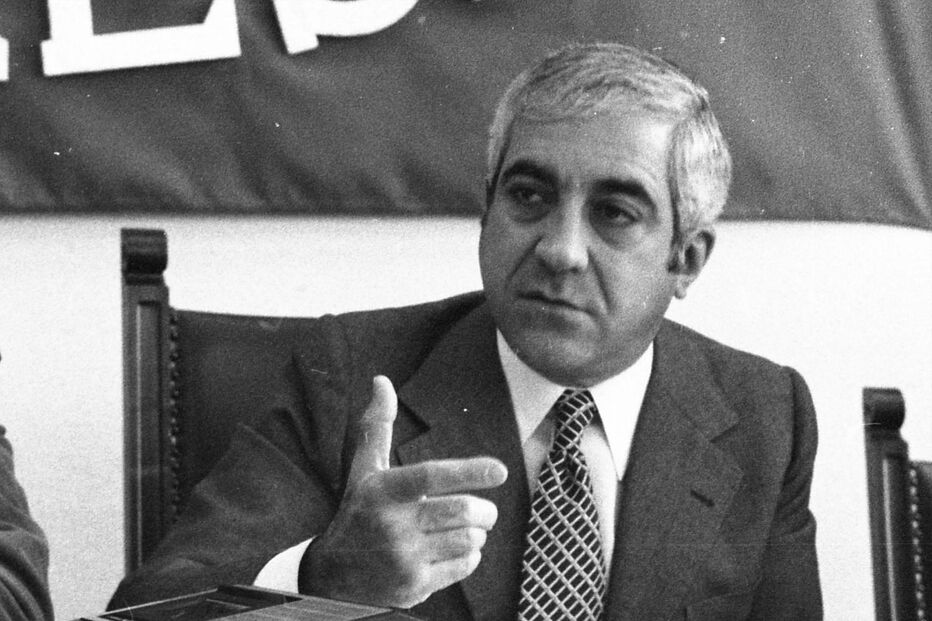 Em 1980 | Conferência de Imprensa do autodesigando 'candidato da esquerda revolucionária'