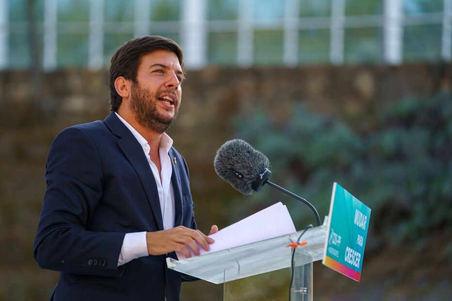 Imagem Abertura 1 - MAIOR - 39866989.jpg (10663643) (Milenium)