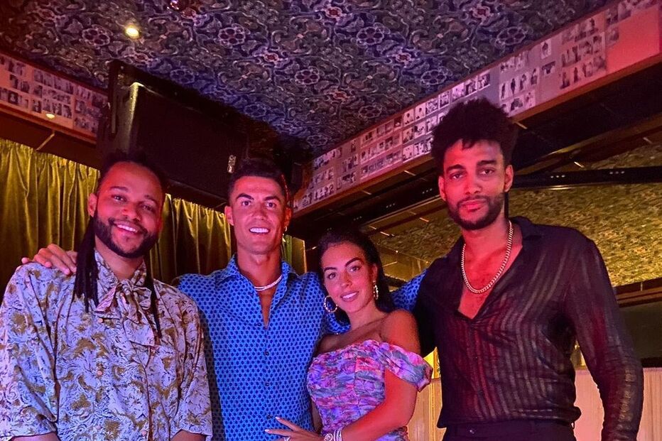 Cristiano Ronaldo e Georgina Rodríguez com os Calema