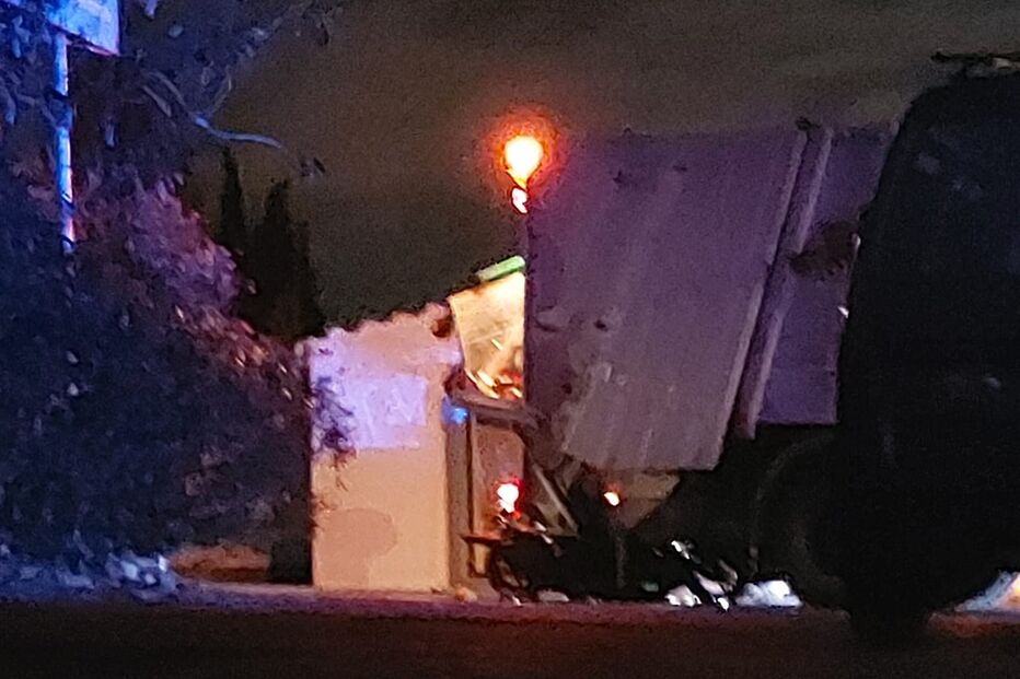 Militar fora de serviço morre em colisão entre mota e camião do lixo em Almancil