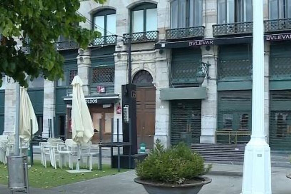 Bar 'BVLEVAR', onde rapazes portugueses e jovens espanholas se conheceram