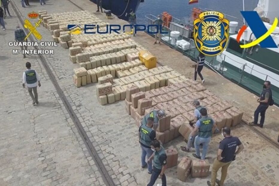 Imagem 11257AD6510411839358785E10BD8917_XL.JPG (10726536) (Milenium)