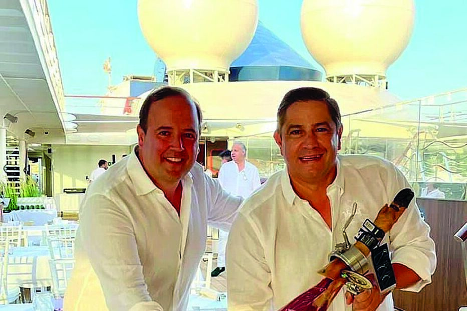 Empresário mostrou luxos do descanso