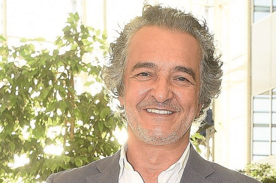 Rogério Samora está internado