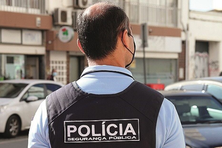 Agentes recolheram explosivos 