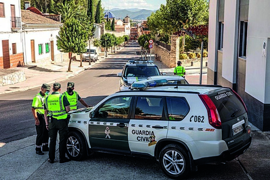 Autoridades fizeram buscas 