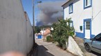 Fogo em Odemira evolui de forma inprevisível devido a 'vento forte' e há 'alguns montes' evacuados, diz autarca