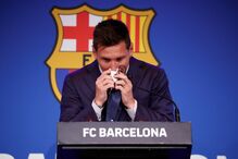 Lionel Messi emocionado na despedida do Barcelona