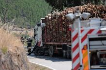 Homem morre em choque frontal entre camião e carro em Castelo Branco