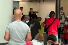 Greve dos inspetores do SEF gera longas filas no Aeroporto de Lisboa