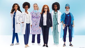 Barbie lança bonecas para homenagear mulheres envolvidas na luta contra a Covid-19