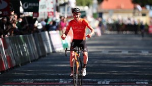 Norte-americano Kyle Murphy vence segunda etapa da Volta a Portugal. Rafael Reis continua líder