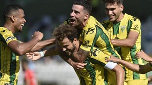 Tondela vence europeu Santa Clara na estreia na I Liga