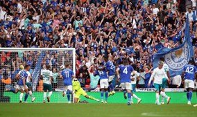 Leicester bate o Manchester City e conquista a primeira Supertaça da história do clube	