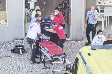 Homem atinge companheira a tiro de caçadeira na Amadora