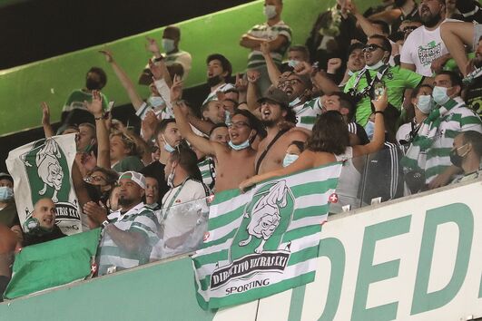 Adeptos leoninos nas bancadas