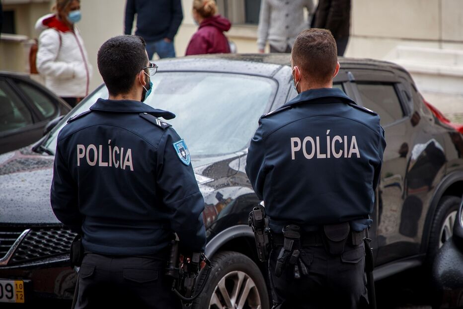 Agentes detiveram o ladrão