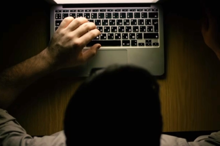 Bancário viciado no jogo saca um milhão de euros a 10 clientes no Porto