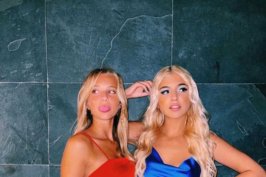 Bárbara Bandeira e Margarida Corceiro 