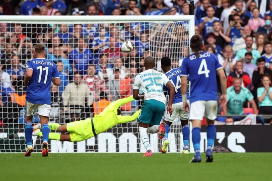 Leicester bate o Manchester City e conquista a primeira Supertaça da história do clube