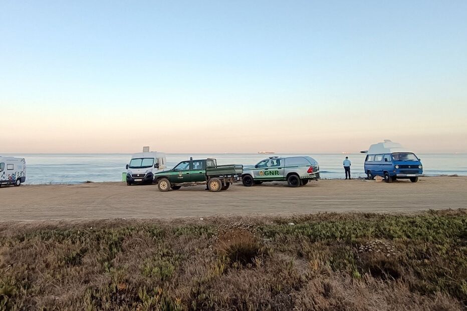 GNR deteta campismo e caravanismo ilegal na Costa Vicentina