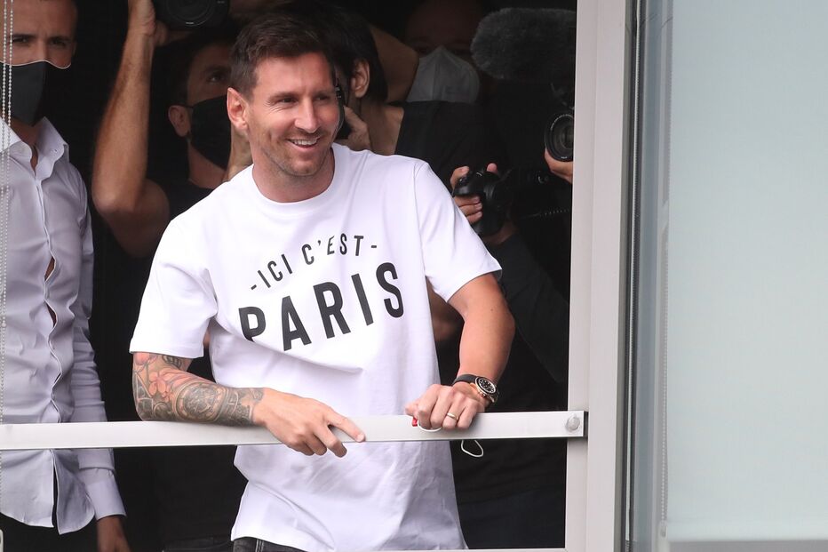 Lionel Messi apresentou-se aos adeptos parisienses