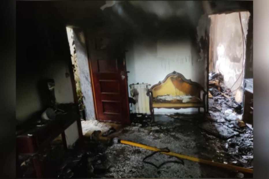 Fogo destruiu interior de alguns apartamentos