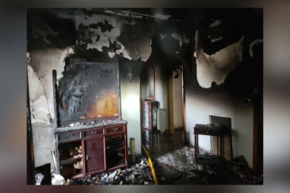 Fogo destruiu interior de alguns apartamentos