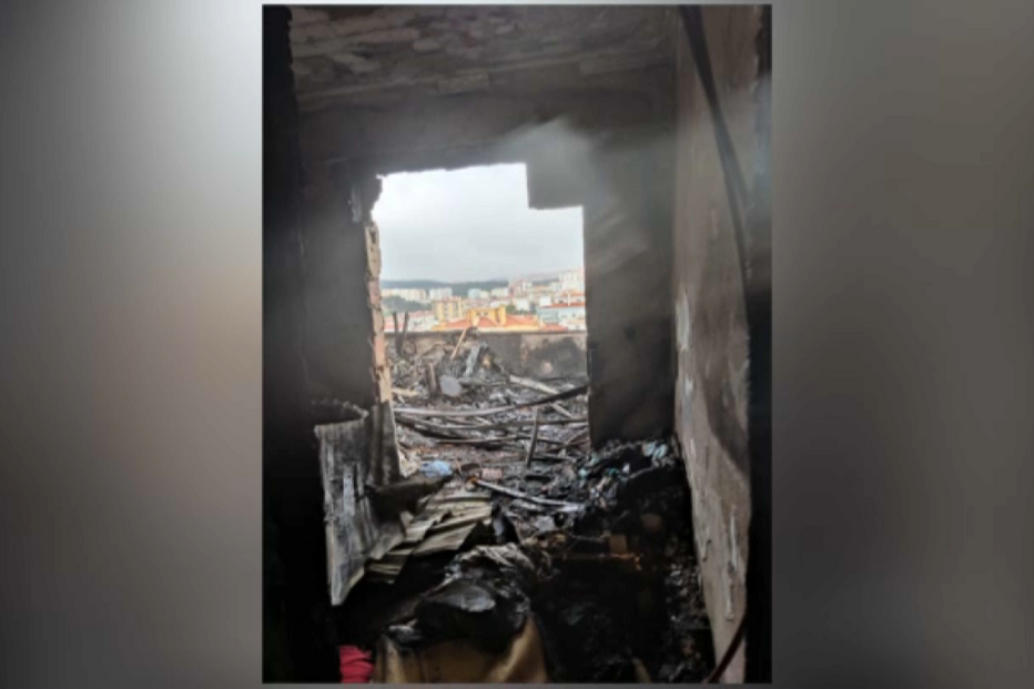 Fogo destruiu interior de alguns apartamentos