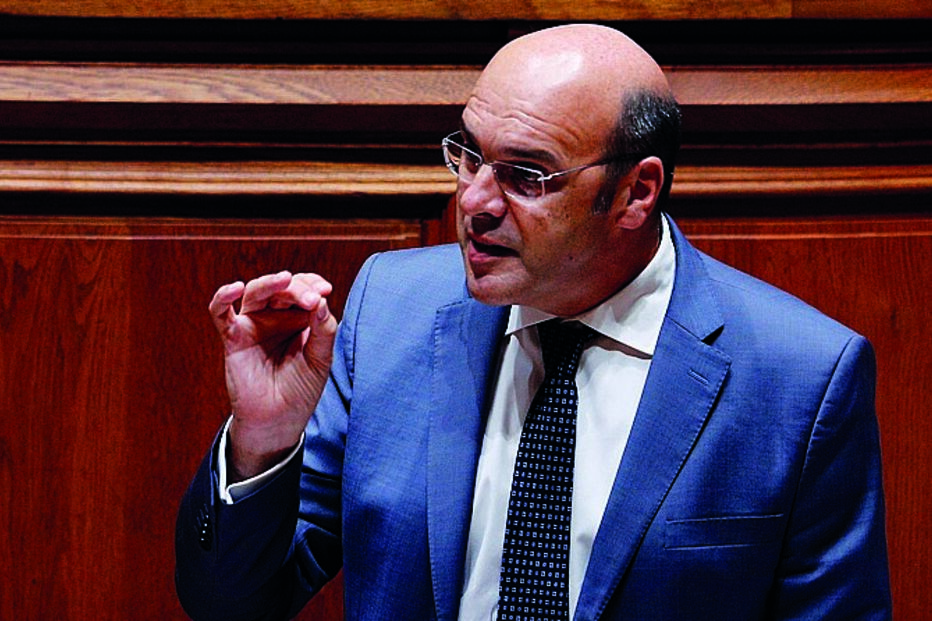 Ministro Siza Vieira