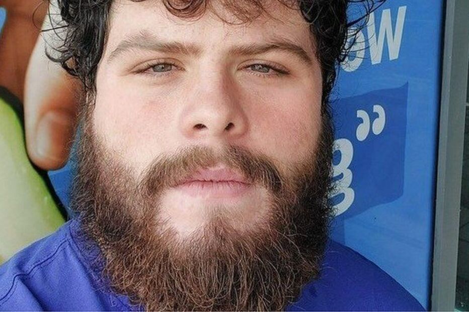 Jake Davison, o homem que abriu fogo e matou cinco pessoas em Plymouth no Reino Unido