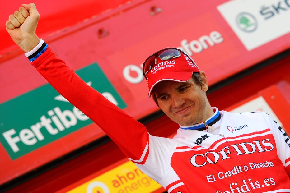 Rein Taaramae festeja depois de ganhar a 14 etapa da volta à Espanha