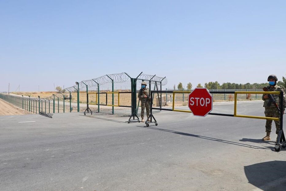 Fronteira entre o Afeganistão e Uzbequistão 