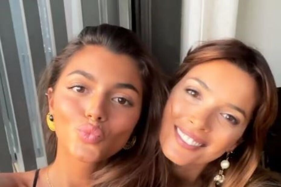 Maria Cerqueira Gomes com a filha na Turquia para fugir à rotina