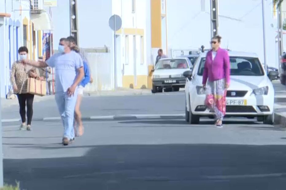 Governo antecipa desconfinamento em duas semanas