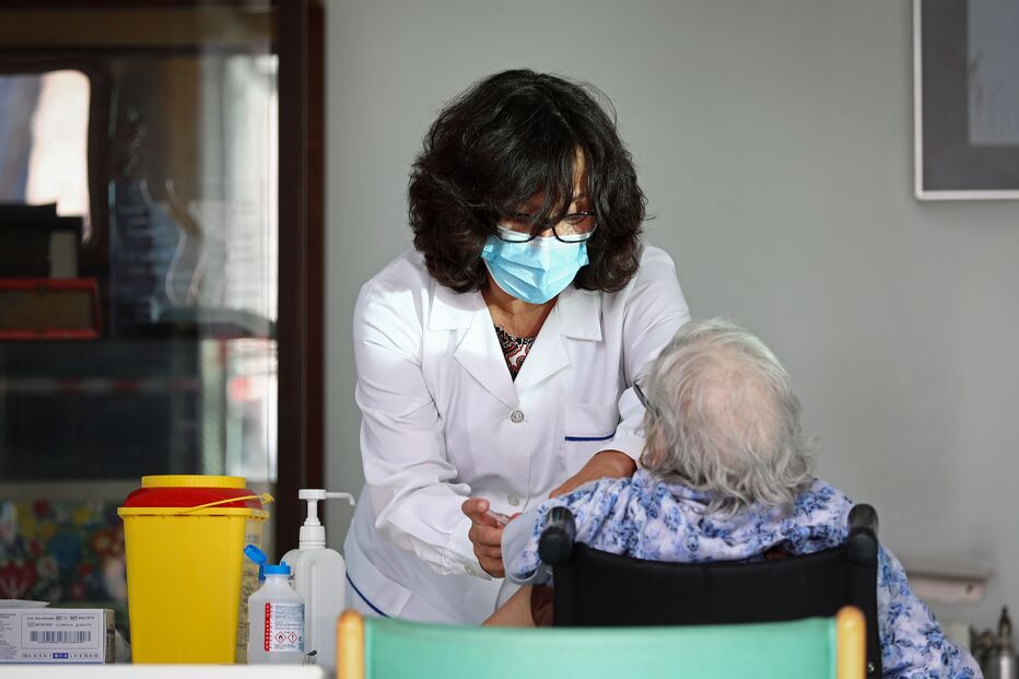 Serviço Nacional da Saúde tem mais 146 mil doses para administrar à população portuguesa este ano 