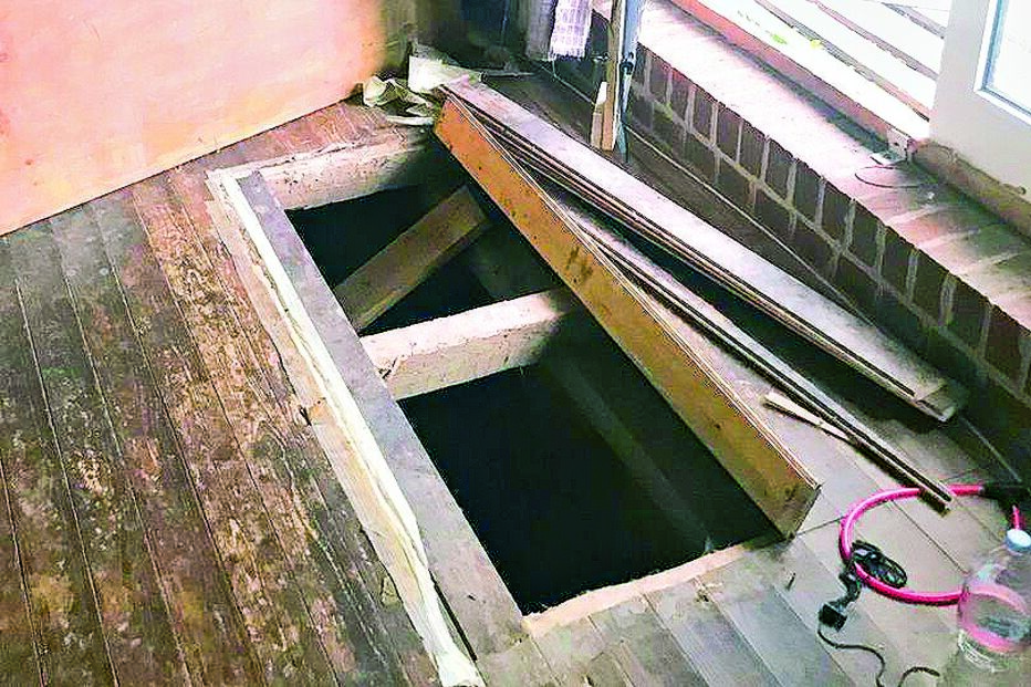 Alçapão de três metros na casa de Christian Brueckner  