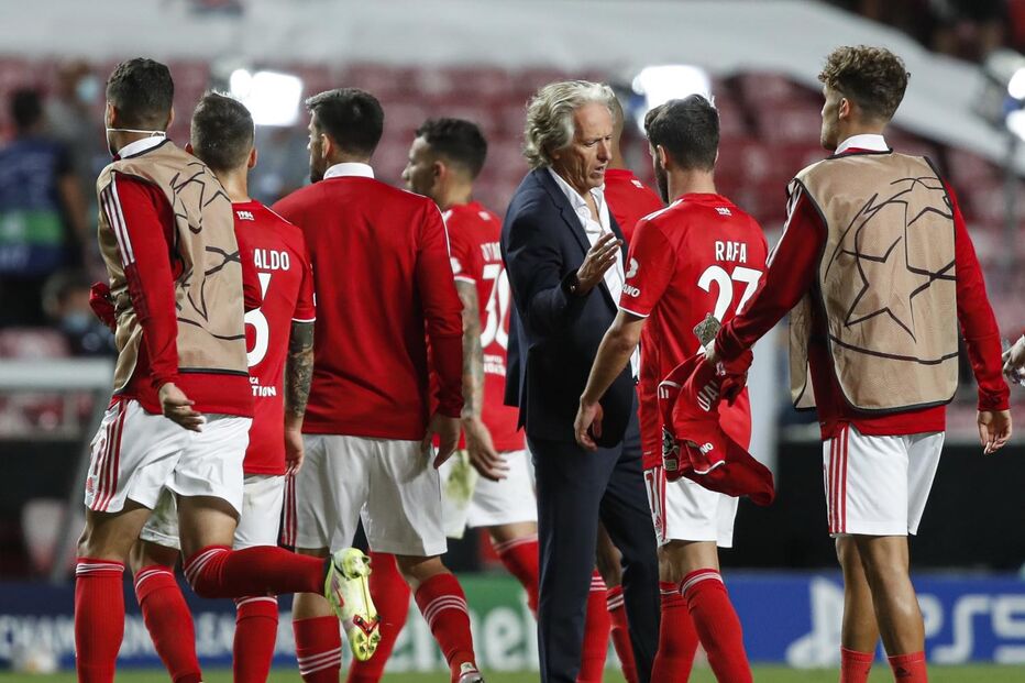 Jogo do ano entre Benfica e PSV vale 37 milhões de euros