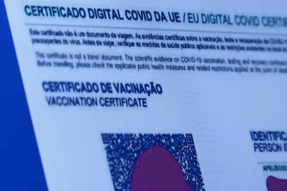 Médicos envolvidos em venda de certificados de vacinação falsos através da Internet