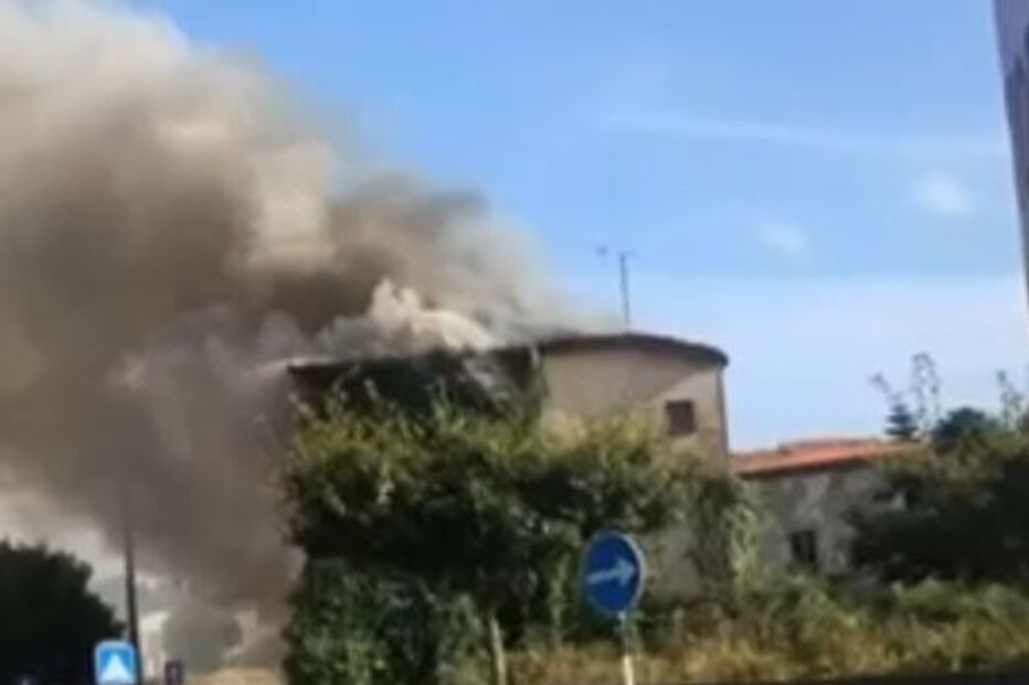 Incêndio em casa em Gondomar