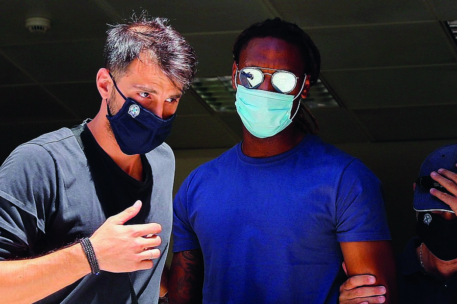 Rúben Semedo acompanhado por polícias