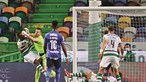 Leão só morde de penálti: Sporting com vitória sofrida frente ao Marítimo